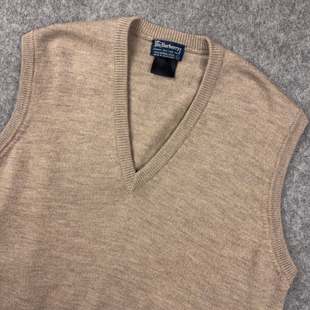 VTG Burberrys Sweater Vest Mens Large Tan Merino Wool V-Neck Scotland Golf